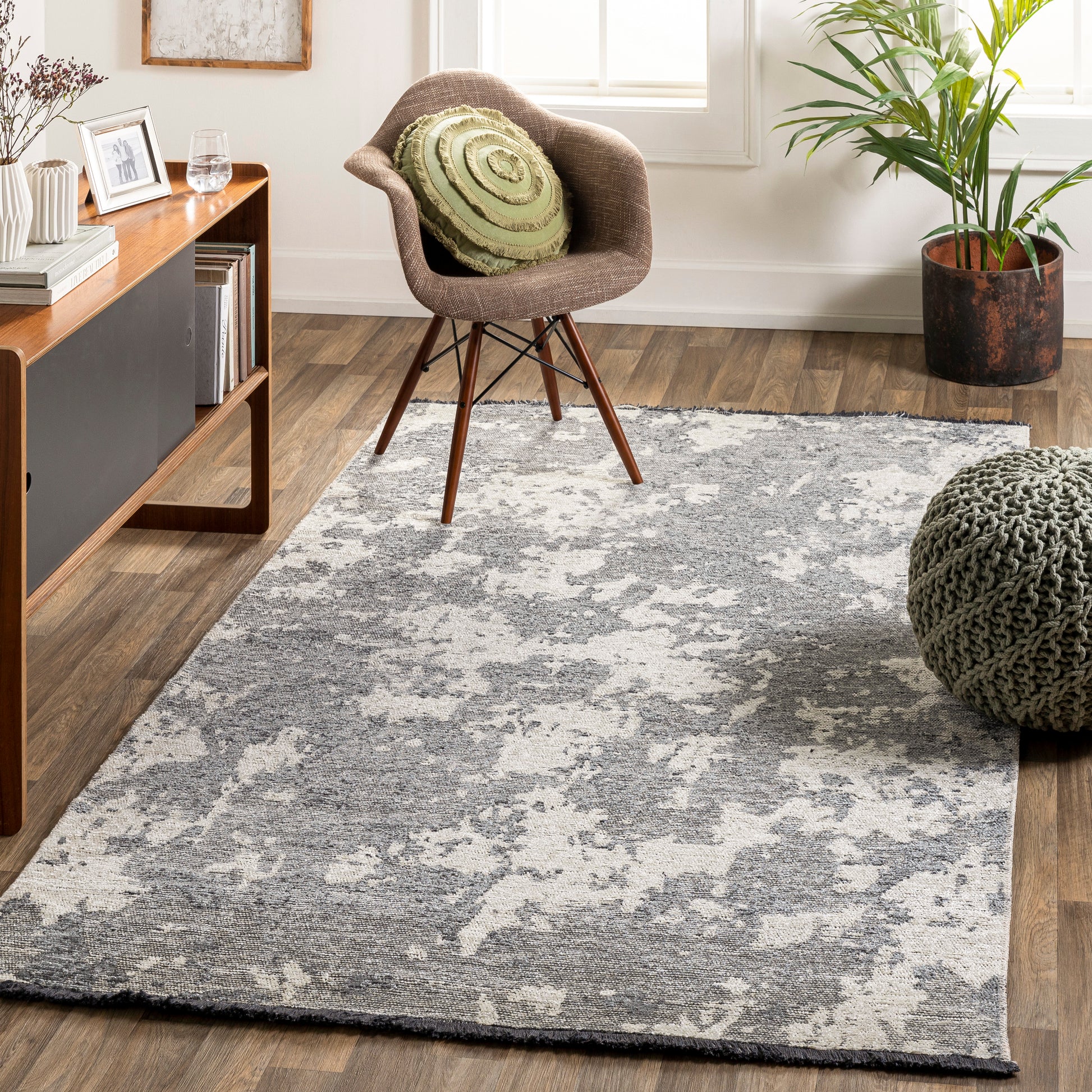 Surya Toscana Tcn-2307 Slate, Cream Area Rug