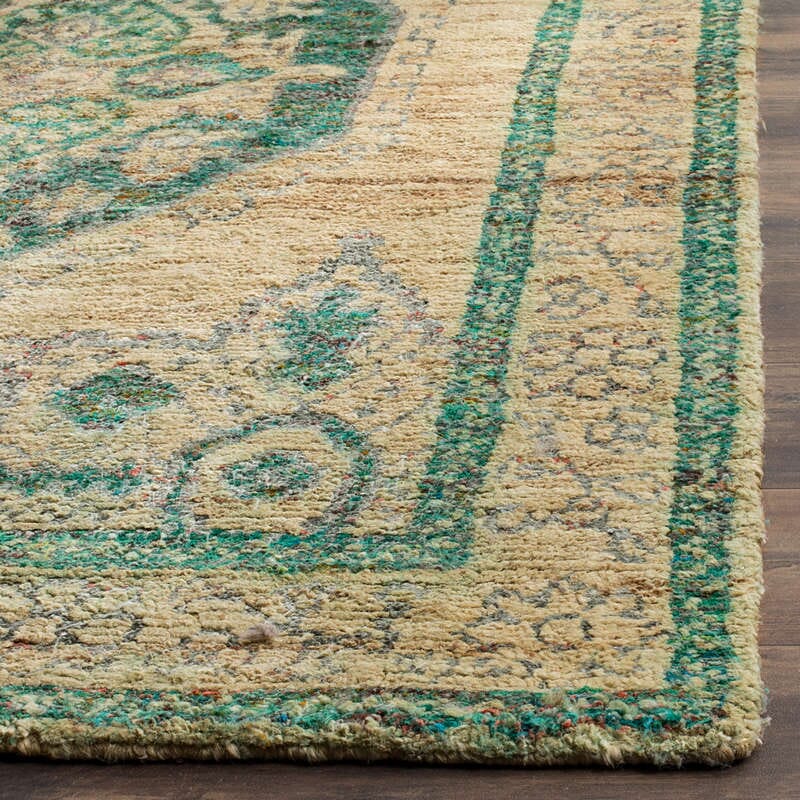 Safavieh Tangier Tgr606A Beige / Emerald Area Rug