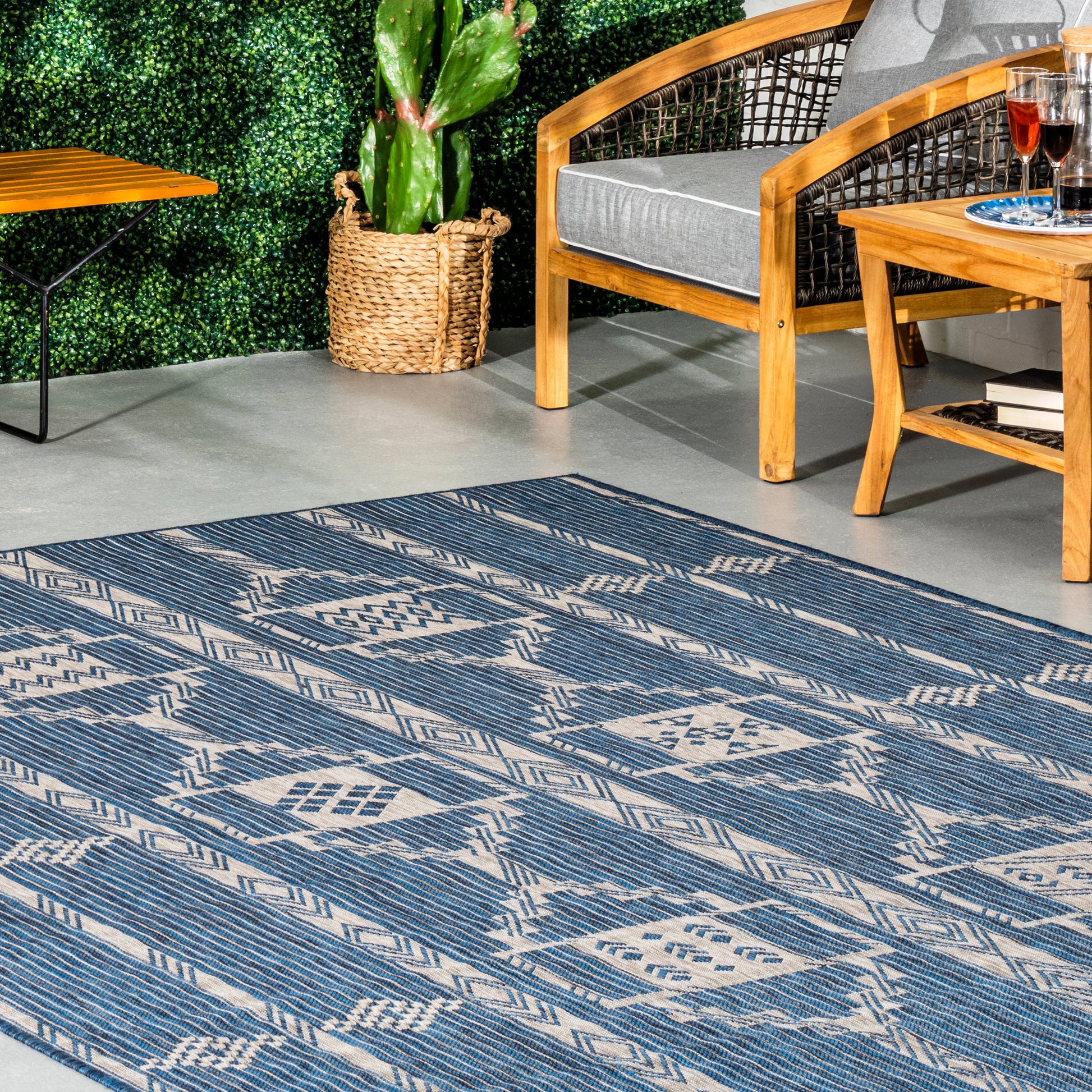 Nuloom Claudia Tribal Ncl1814B Blue Area Rug