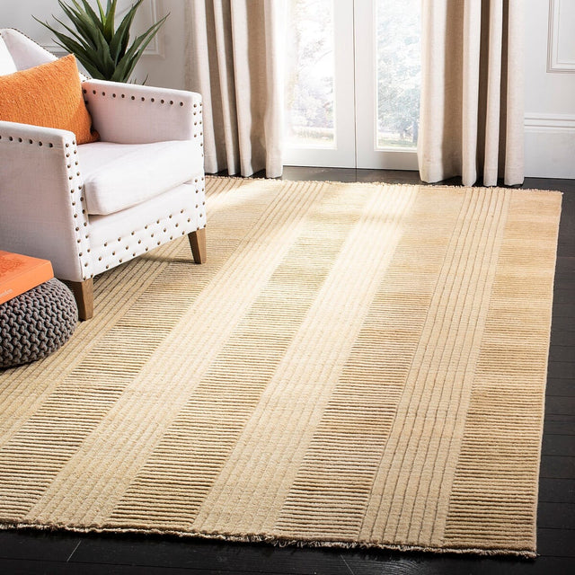 Safavieh Tibetan Tib332A Beige Rugs.