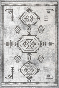 AreaRugs.com Wavaj Nwa1276B Light Gray Area Rug