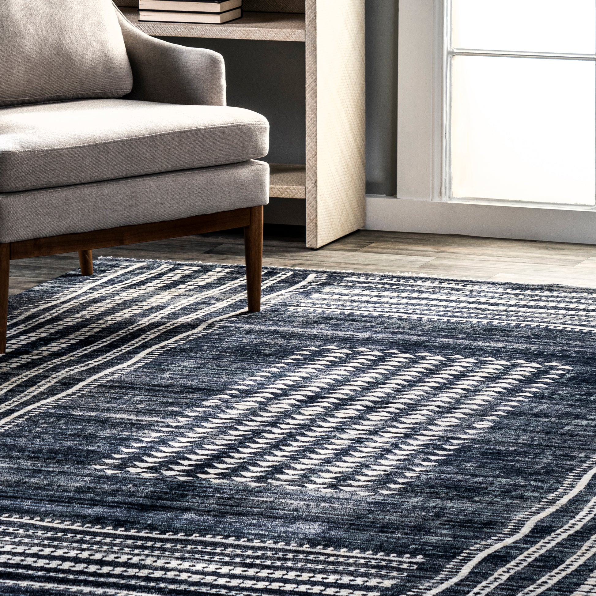 Nuloom Fatimah Modern Nfa1535A Gray Area Rug