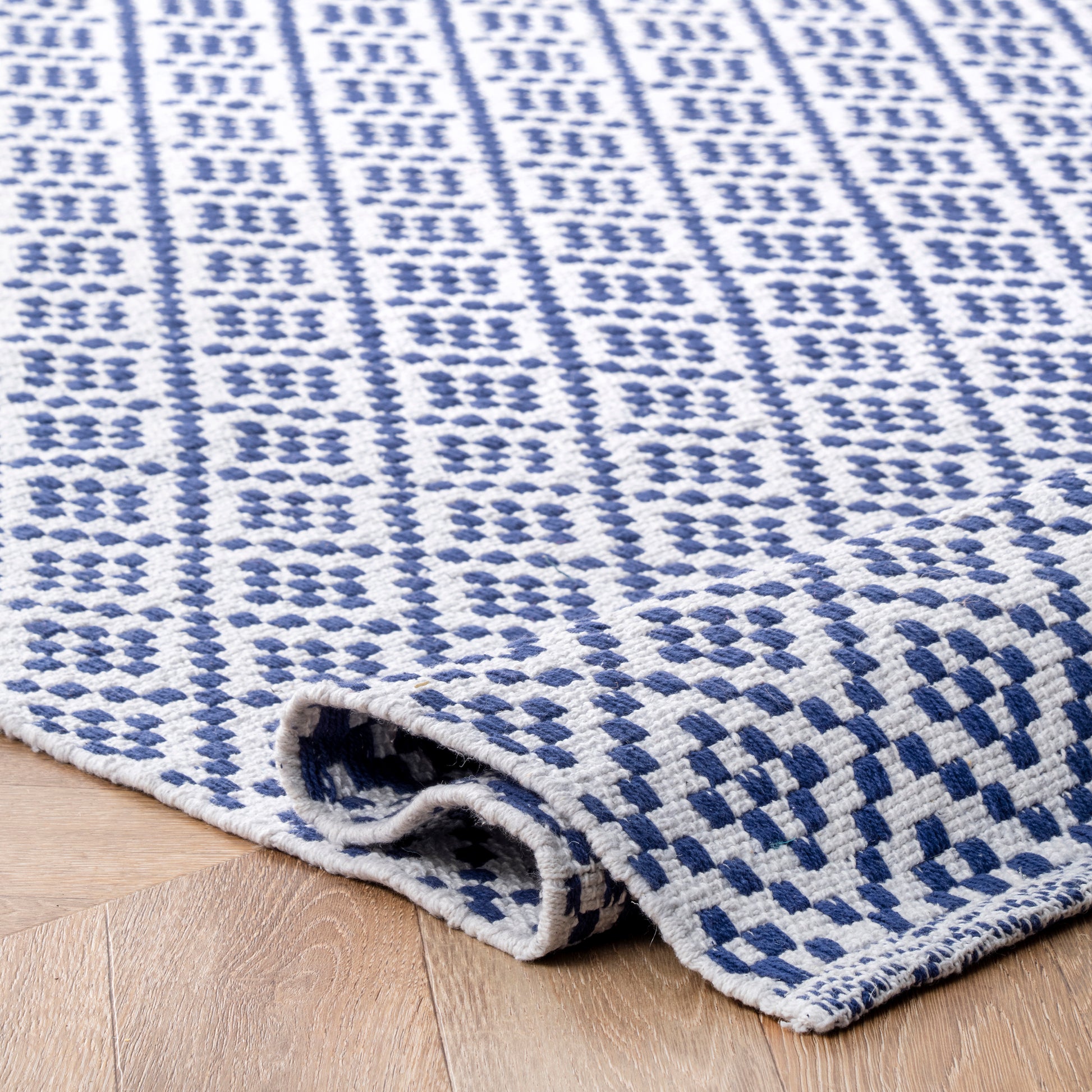 Nuloom Holcombe Nho2047C Navy Area Rug