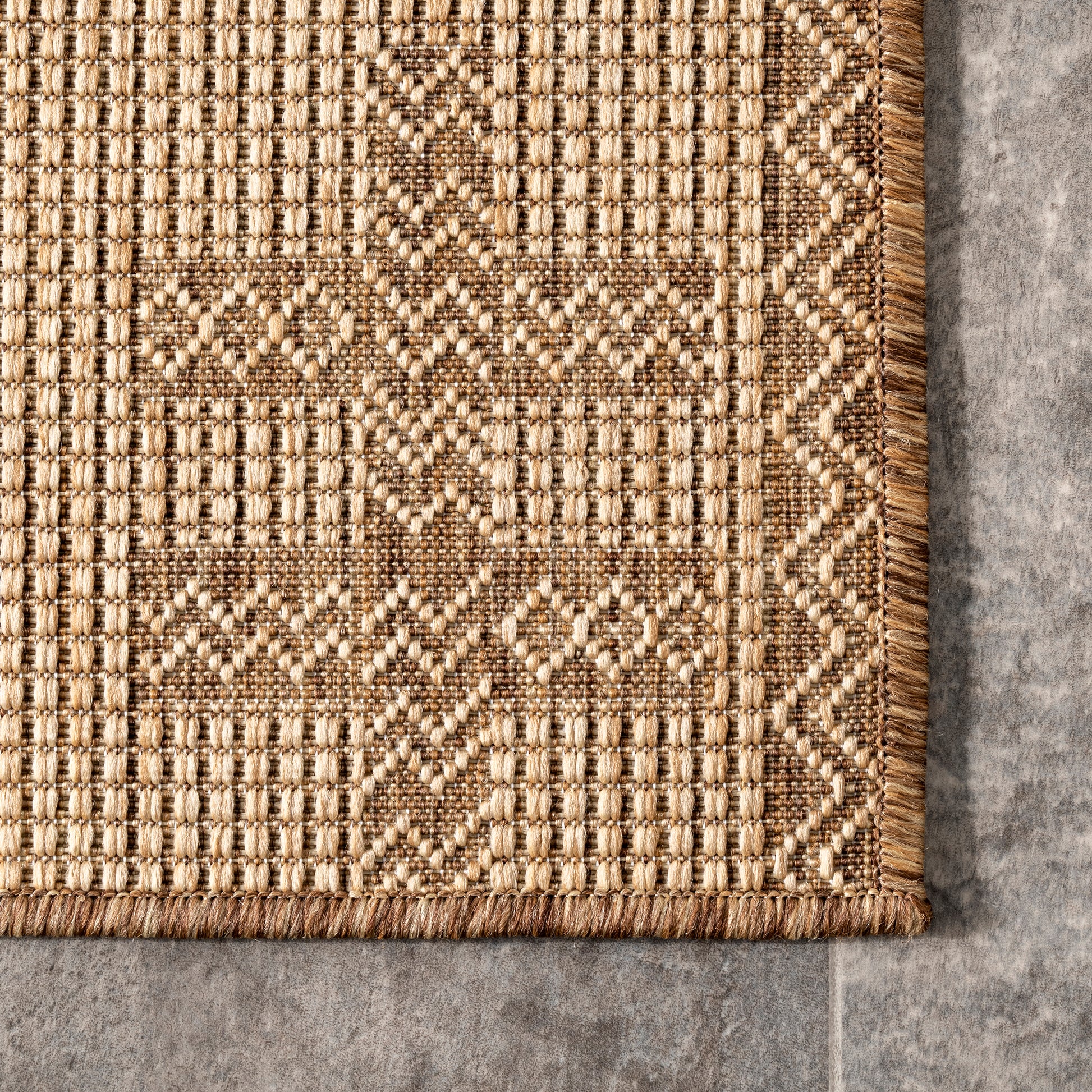 Nuloom Dana Aztec Emblem Nda1791A Beige Area Rug