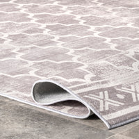 AreaRugs.com Wavaj Nwa1004B Gray Area Rug