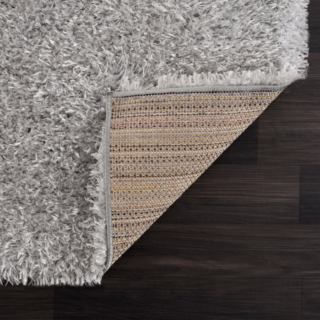 United Weavers Aubrey Rose Silver (3100-61071) Rug.