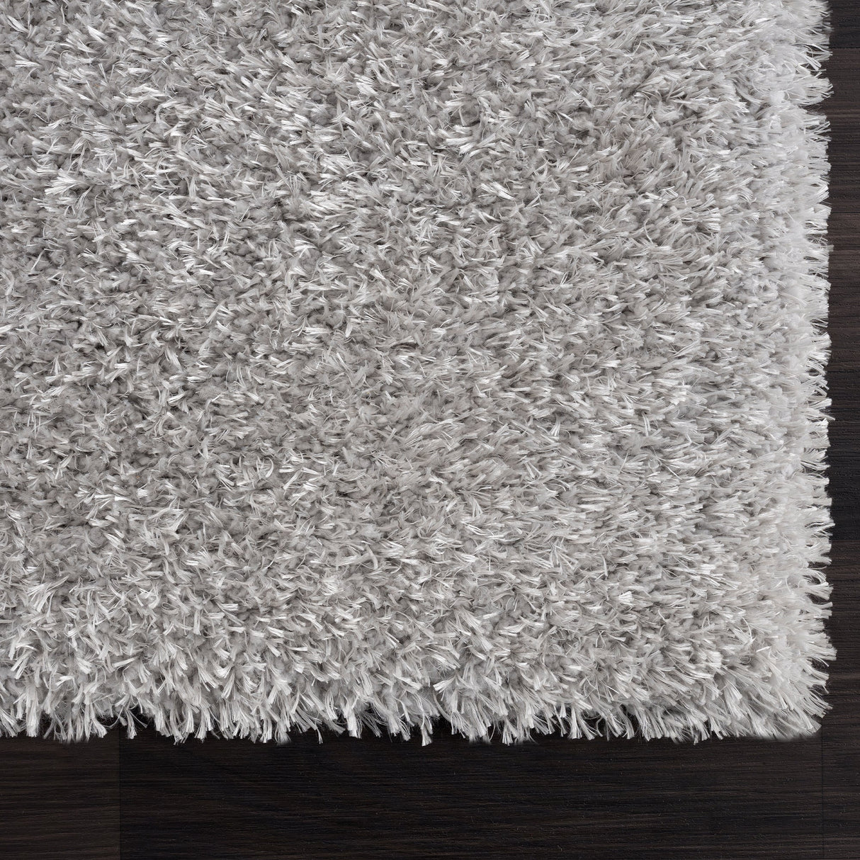 United Weavers Aubrey Rose Silver (3100-61071) Rug.
