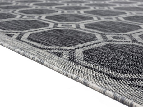 United Weavers Augusta Balos Black (3900-10670) Rugs.