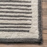 AreaRugs.com Wavaj Nwa1292A Ivory Area Rug