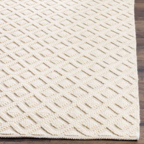 Safavieh Vermont Vrm104A Ivory Rug.