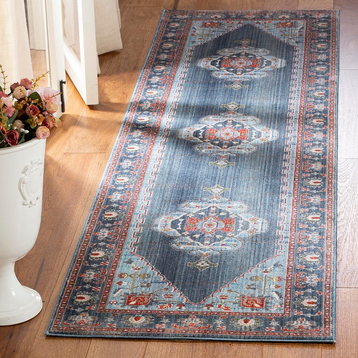 Safavieh Vintage Persian Vtp482M Blue / Light Blue Area Rug