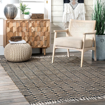 Nuloom Lavena Printed Winged Trellis Nla3068B Black Area Rug