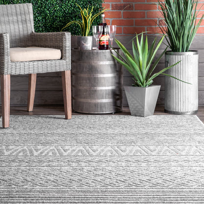 Nuloom Kamryn Tribal Nka1553B Gray Area Rug