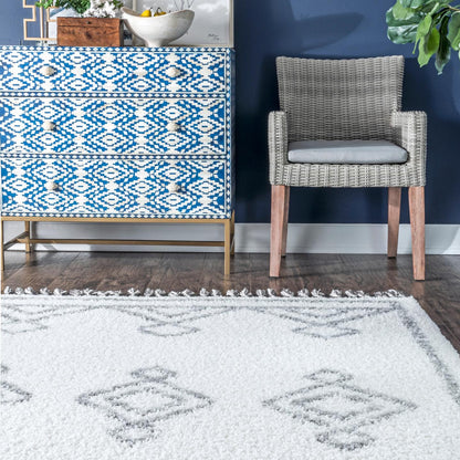 Nuloom Mackie Moroccan Nma1837D White Area Rug