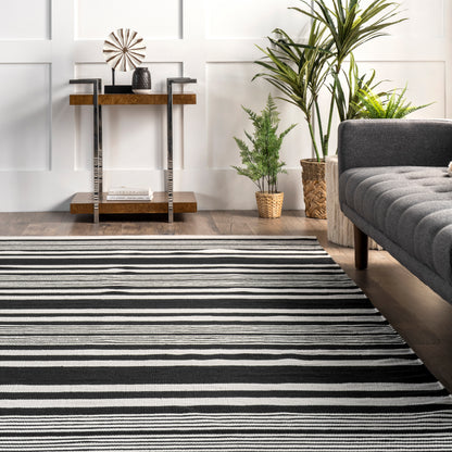 Nuloom Jess Striped Nje1975A Black Area Rug