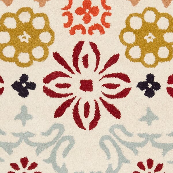 Safavieh Wyndham Wyd319A Ivory / Multi Floral / Country Area Rug