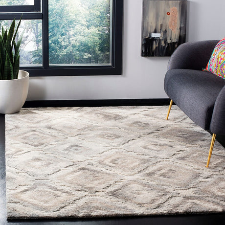 Safavieh Wyndham Wyd802B Grey / Taupe Rugs.