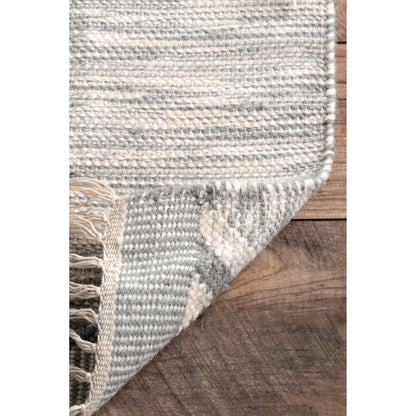 Nuloom Savannah Moroccan Nsa3319D Light Gray Area Rug