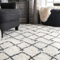 Nuloom Lizzie Diamond Nli1447A White Area Rug