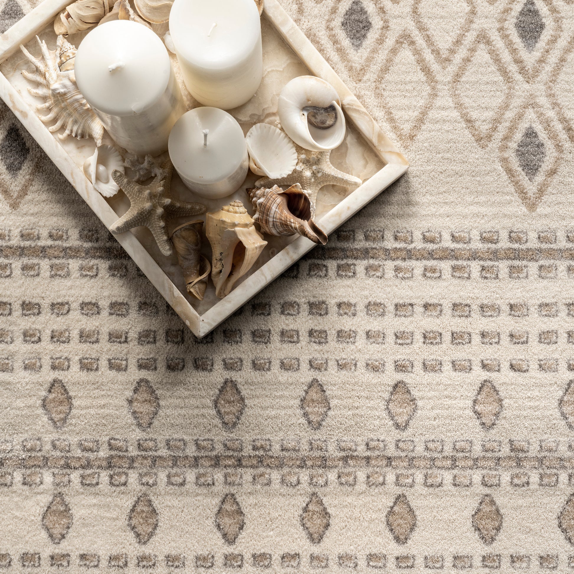 Nuloom Lailah Tribal Trellis Nla2139A Beige Area Rug