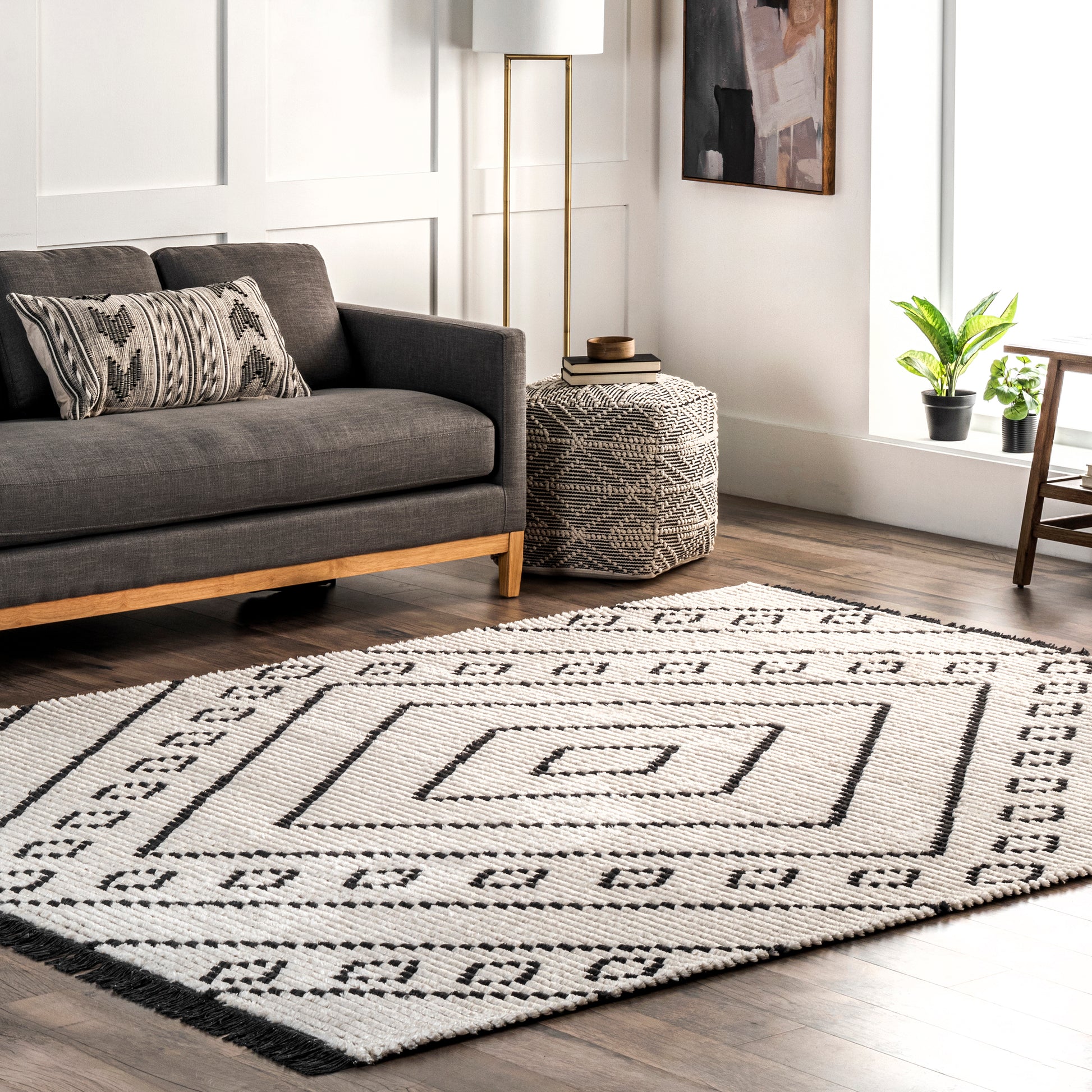 Nuloom Lara Diamond Nla1886A Beige Area Rug