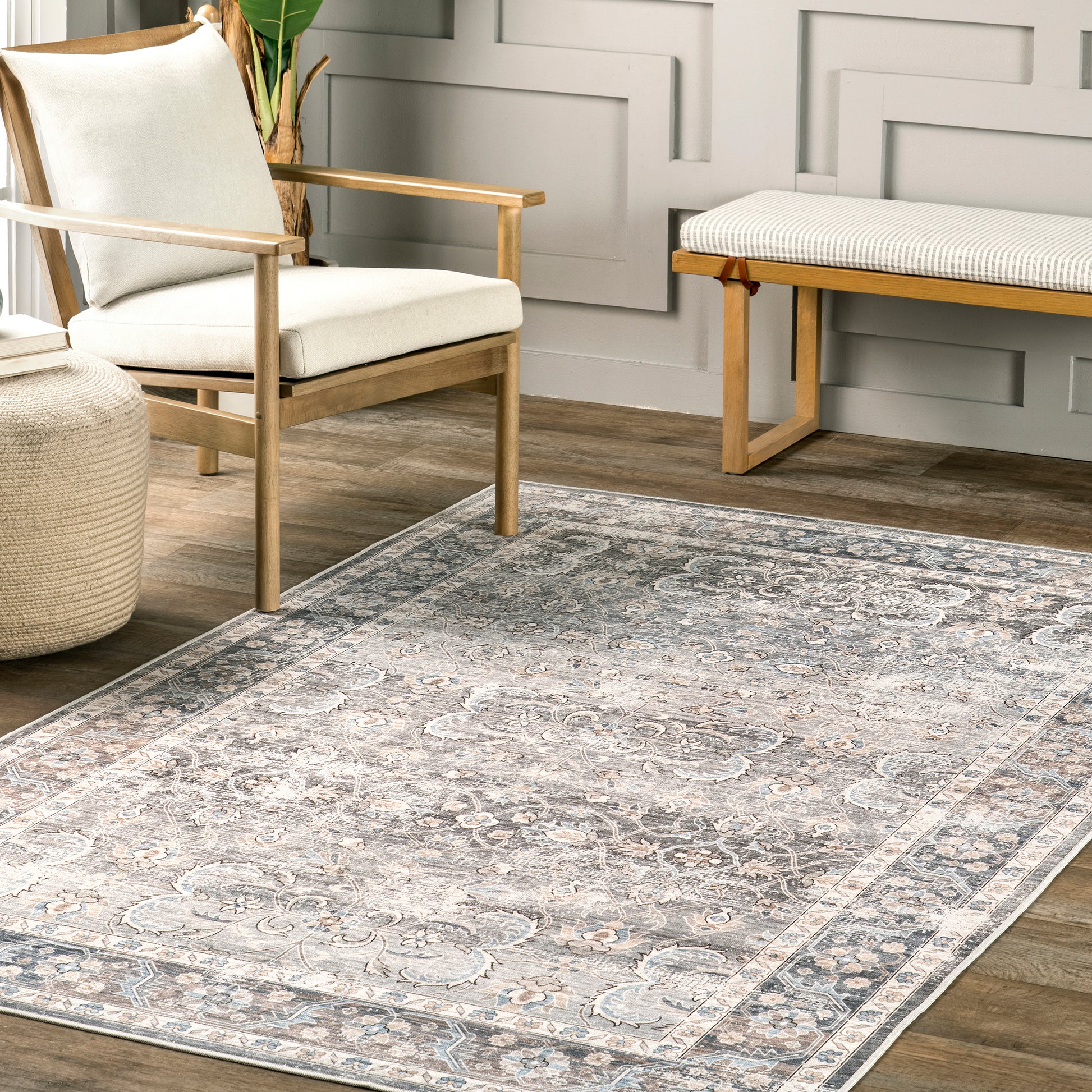 AreaRugs.com Wavaj Nwa1020A Gray Area Rug