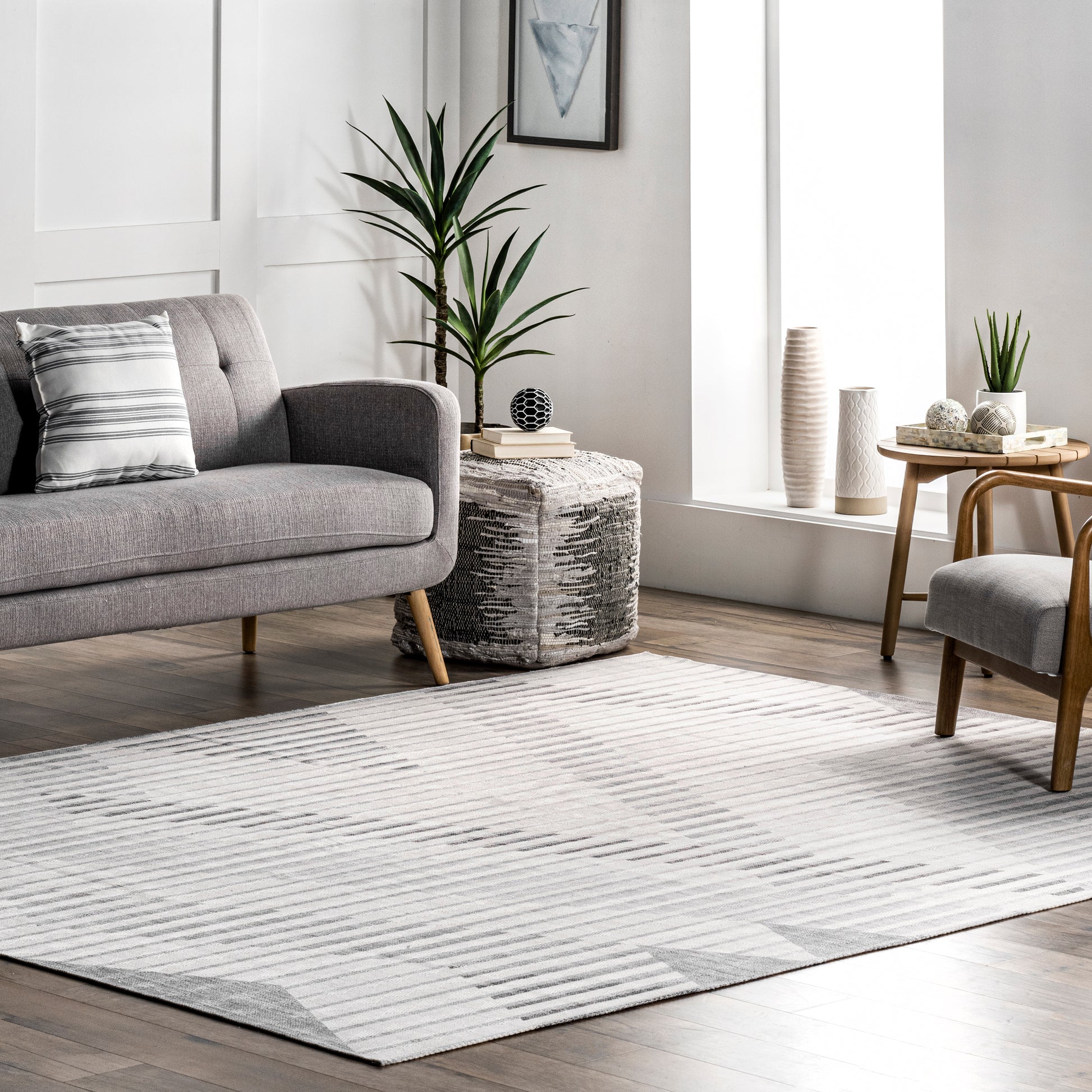 AreaRugs.com Wavaj Nwa1032A Beige Area Rug