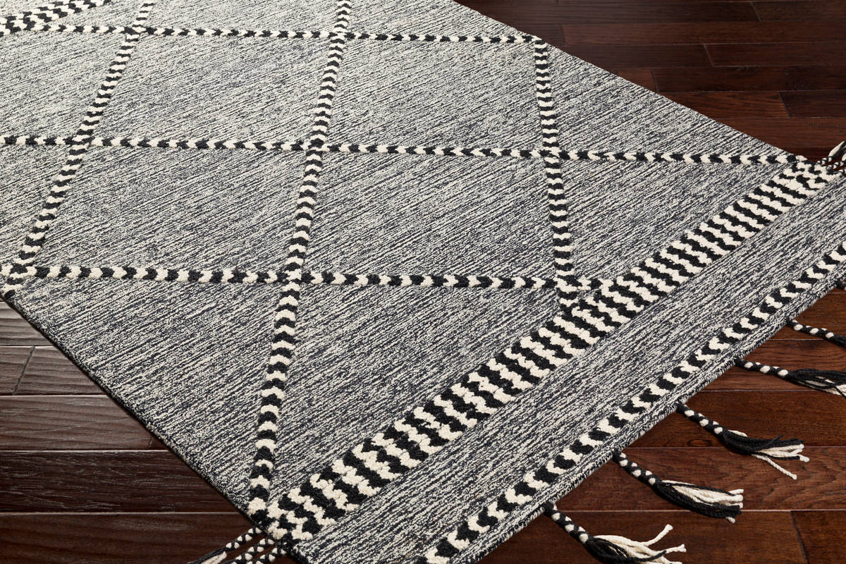 Surya Zanafi Tassels Zts-2307 Black, Cream Area Rug